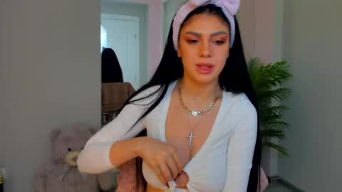 SerennaNoir online show from February 3, 8:12 pm