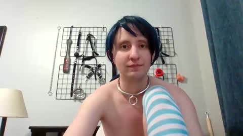 Servile Sarah online show from March 3, 11:44 pm