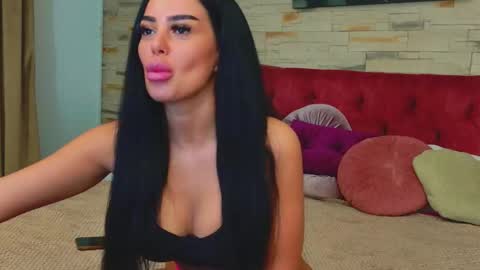 Georgia online show from October 16, 8:33 pm