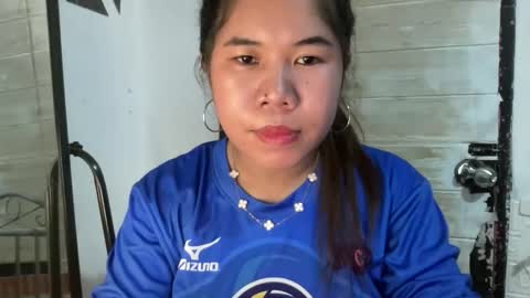 Hi im anne online show from April 14, 7:52 am