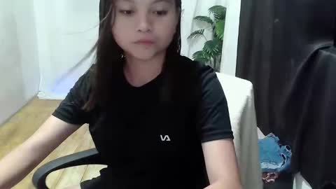 sexy_asian_dhar online show from April 12, 9:12 am
