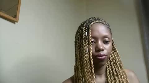 sexy_banny4 online show from April 4, 8:18 pm