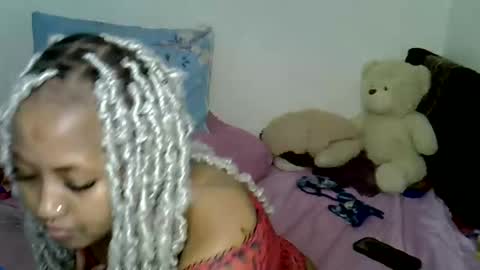 sexy_bubbie01 online show from June 2, 11:00 am