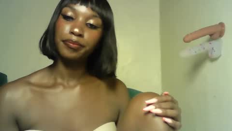 sexy_chocoy05 online show from February 9, 8:11 pm