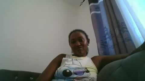 Snapshot of sexy_ebony_bliss chatting on March 1, 11:28 am adasa online show from March 1, 11:28 am