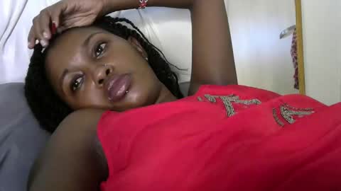 Snapshot of sexy_ebony_bliss chatting on February 8, 2:47 am adasa online show from February 8, 2:47 am