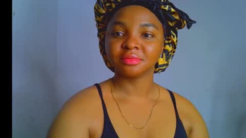 Clara online show from December 14, 9:20 pm