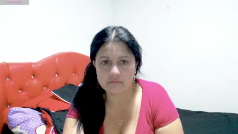 Jhoan online show from April 16, 9:50 pm