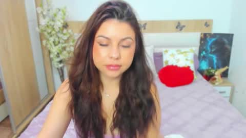 Lily online show from March 3, 4:51 am