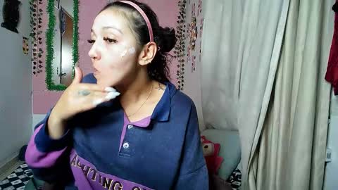 sexy lolas online show from October 1, 2:38 am