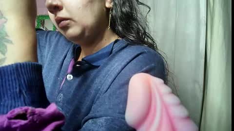 sexy lolas online show from February 22, 7:20 am