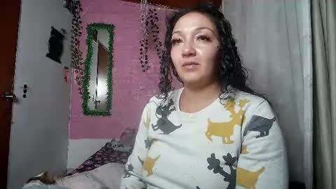 sexy lolas online show from July 15, 1:43 am