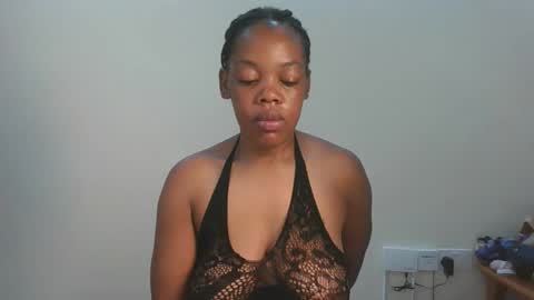 sexy_lyna online show from January 8, 5:11 am