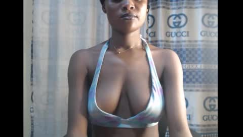 Debby online show from December 15, 9:20 pm