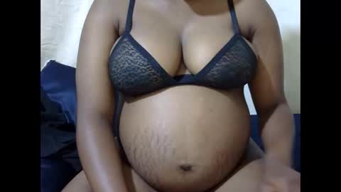 sexy_maya6 online show from December 18, 5:01 am