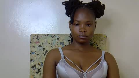 Molyne online show from March 9, 5:21 am