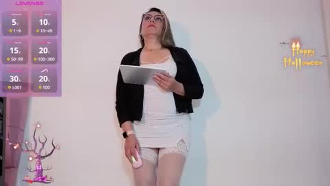 miss natasha online show from October 28, 2:34 pm