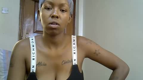 Quinter online show from April 12, 8:39 am