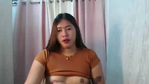 SOFIE  The woman who lives in the province online show from May 9, 11:12 am