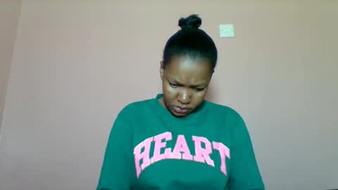 sexyapple2002 online show from September 13, 7:27 am