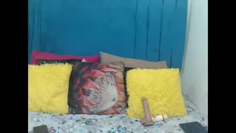 sexyboobsx2 online show from October 11, 6:54 pm