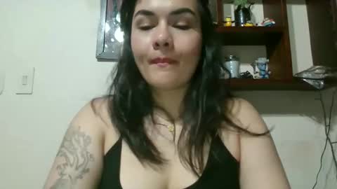 Snapshot of sexychubbyanna chatting on October 31, 10:58 pm sexychubbyanna online show from October 31, 10:58 pm