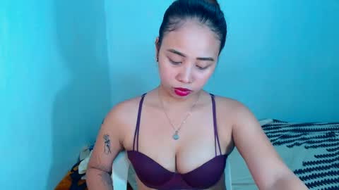 jean online show from March 11, 9:15 pm