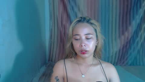 jean online show from October 11, 9:36 am