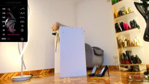 katalina larson online show from February 19, 8:14 am