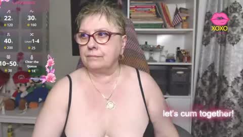 sexylynette4u online show from August 3, 9:59 am