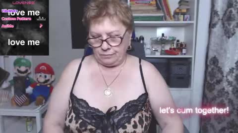 sexylynette4u online show from November 6, 9:48 am