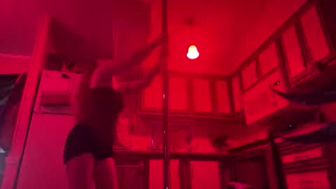 sexylynn010 online show from October 30, 10:00 pm