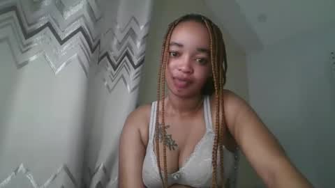 mel online show from February 10, 8:01 pm