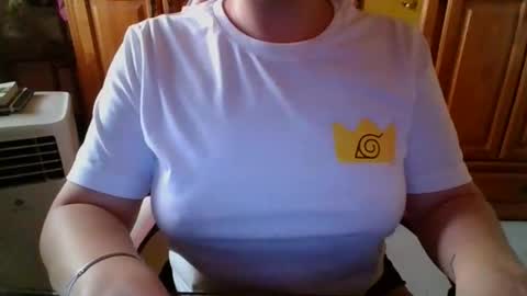 sexymisss24 online show from September 9, 10:15 am