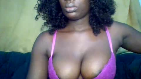 Snapshot of sexynatasha46 chatting on January 14, 7:06 am natasha online show from January 14, 7:06 am