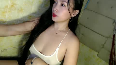 Snapshot of sexypinaymiya chatting on December 28, 11:09 am Miyah online show from December 28, 11:09 am