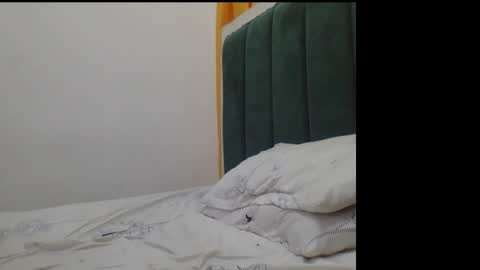 Snapshot of sexysandra752355 chatting on October 4, 9:59 am claris adhiambo odero online show from October 4, 9:59 am