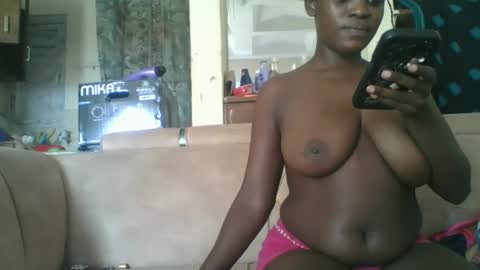 sexysassy27 online show from February 21, 8:06 am