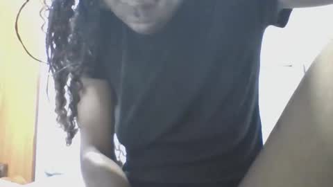 sexyvee24 online show from May 19, 8:10 am