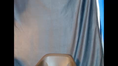 Snapshot of sexyxbunnyxx chatting on March 12, 7:13 am Blue online show from March 12, 7:13 am