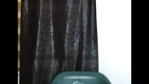 Blue online show from October 28, 6:35 pm