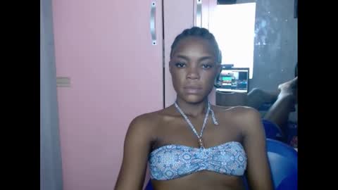 Snapshot of sexyxbunnyxx chatting on January 10, 8:26 pm Blue online show from January 10, 8:26 pm