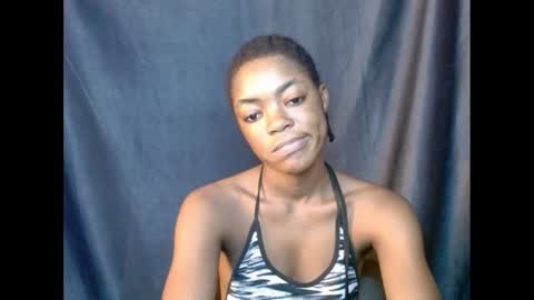 Snapshot of sexyxbunnyxx chatting on March 6, 7:03 am Blue online show from March 6, 7:03 am