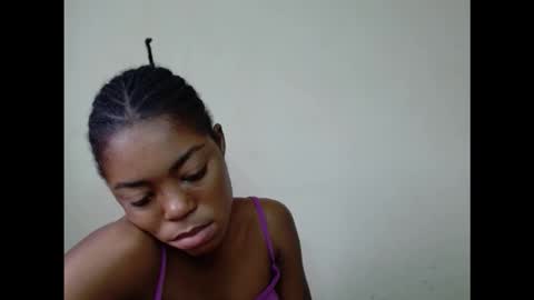 Snapshot of sexyxbunnyxx chatting on September 28, 12:10 pm Blue online show from September 28, 12:10 pm