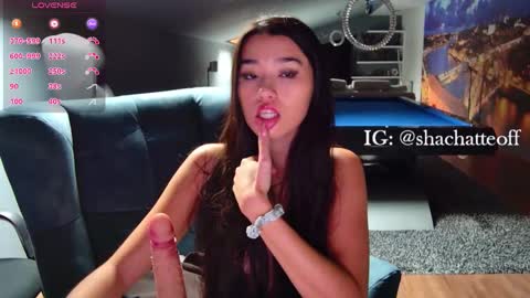 Snapshot of shachatte chatting on October 8, 8:51 am Shachatte online show from October 8, 8:51 am