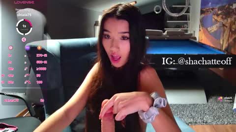 Snapshot of shachatte chatting on October 4, 8:42 am Shachatte online show from October 4, 8:42 am