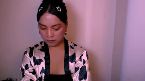 shadowseductress online show from April 17, 1:51 am