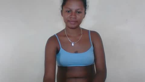 shainnah online show from November 16, 2:39 pm