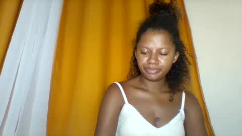 shainnah online show from November 27, 3:37 pm