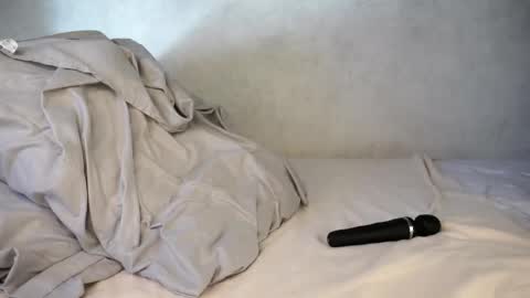 Emmy online show from April 9, 6:19 am